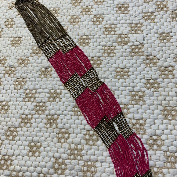 beautiful necklace . - Picture 3 of 7